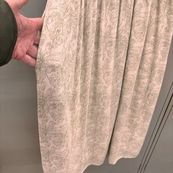 Lucy Paris Lyna Halter Midi Dress Green Floral Smocked Top Lined Size LG Pockets - Picture 7 of 13